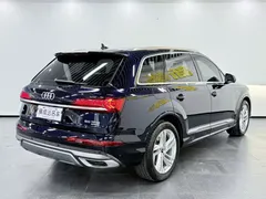 2021 Audi Q7 55 TFSI quattro S line, чёрный — фото 5