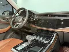 2021 Audi Q7 55 TFSI quattro S line, чёрный — фото 13