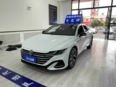 2021 Volkswagen CC 380TSI, белый — фото 1