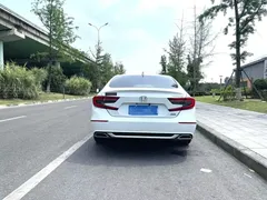 2022 Honda Accord 260TURBO Luxury, белый — фото 7