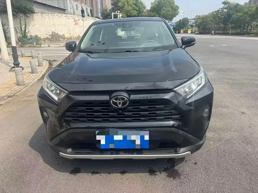 2023 Toyota RAV4 2.0L CVT 2WD Fashion