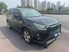 2023 Toyota RAV4 2.0L CVT 2WD Fashion, чёрный — фото 3