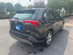2023 Toyota RAV4 2.0L CVT 2WD Fashion, чёрный — фото 4