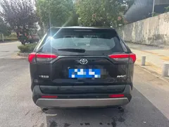 2023 Toyota RAV4 2.0L CVT 2WD Fashion, чёрный — фото 5