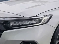 2022 Honda Accord Hybrid 2.0L, белый — фото 7