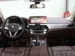 2022 BMW 5 Series 530Li Premium Luxury Package — фото 12