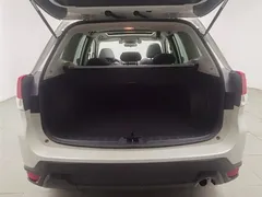 2021 Subaru Forester 2.0i Luxury EyeSight, белый — фото 16