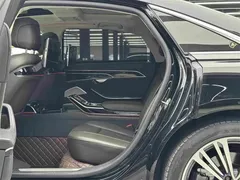 2021 Audi A8L 55 TFSI quattro, чёрный — фото 9