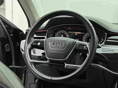 2021 Audi A8L 55 TFSI quattro, чёрный — фото 15