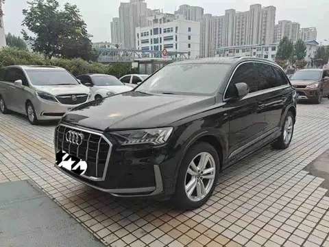2021 Audi Q7 45 TFSI quattro S line