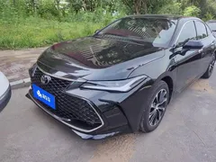 2023 Toyota Avalon 2.5L, чёрный — фото 2