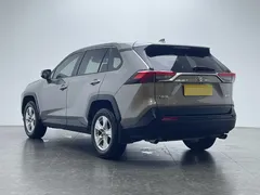 2020 Toyota RAV4 2.0L CVT — фото 6