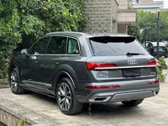 2021 Audi Q7 55 TFSI quattro S line — фото 7