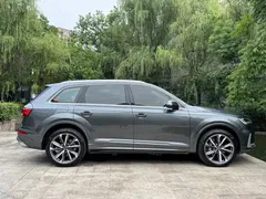 2021 Audi Q7 55 TFSI quattro S line — фото 8