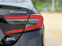 2022 Honda Accord 260TURBO Luxury, чёрный — фото 22