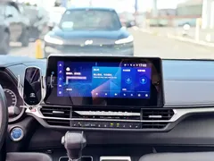 2023 Toyota Sienna 2.5L, белый — фото 8