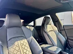 2020 Audi S5 3.0T Sportback, синий — фото 6