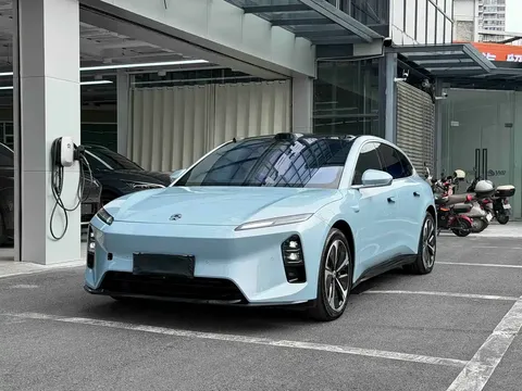 2025 Nio ET5T 75kWh Touring