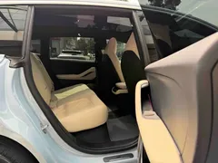 2025 Nio ET5T 75kWh Touring, синий — фото 25