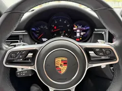 2021 Porsche Macan 2.0T — фото 12