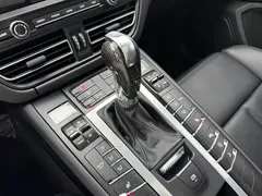 2021 Porsche Macan 2.0T — фото 13