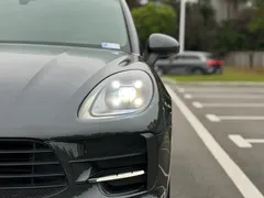 2021 Porsche Macan 2.0T — фото 27