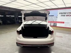 2023 Volkswagen Sagitar 280TSI DSG Plus, белый — фото 18