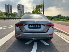 2021 Nissan Sylphy 1.6L XL CVT — фото 5