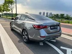 2021 Nissan Sylphy 1.6L XL CVT — фото 6