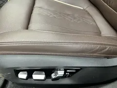 2022 BMW 5 Series 530Li M, синий — фото 31