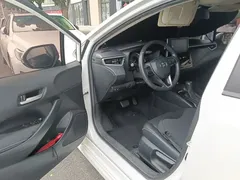 2021 Toyota Corolla 1.2T S-CVT, белый — фото 12