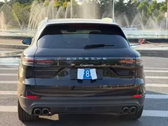 2022 Porsche Cayenne 3.0T, чёрный — фото 5