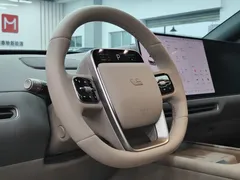 2025 Li Auto i6 2WD, белый — фото 4