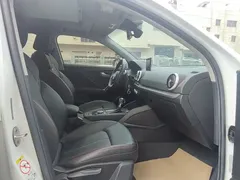 2022 Audi Q2L 35 TFSI, белый — фото 14