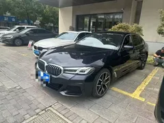 2023 BMW 5 Series 530Li M, чёрный — фото 1
