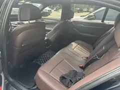 2023 BMW 5 Series 530Li M, чёрный — фото 7