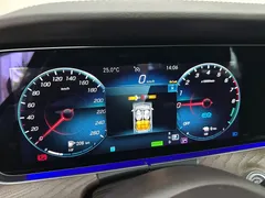 2022 Mercedes-Benz E-Class E 350 e L PHEV Sedan, чёрный — фото 9