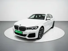 2022 BMW 5 Series 535Le PHEV M Sport Package, белый — фото 1