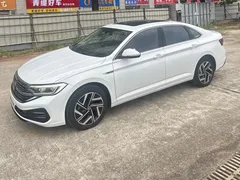 2022 Volkswagen Sagitar 200TSI DSG, белый — фото 1