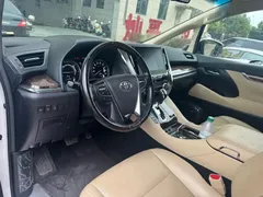 2020 Toyota Alphard 2.5L Hybrid Luxury, белый — фото 2