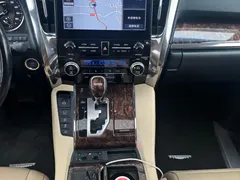 2020 Toyota Alphard 2.5L Hybrid Luxury, белый — фото 9