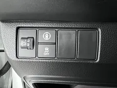 2023 Honda Vezel 1.5L CVT Pioneer, белый — фото 9