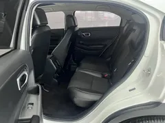 2023 Honda Vezel 1.5L CVT Pioneer, белый — фото 12