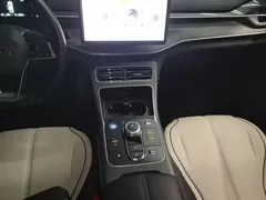 2024 BYD Destroyer 05 DM-i 55KM — фото 14