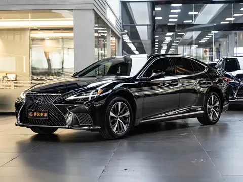 2021 Lexus LS 500h