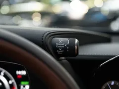 2021 Lexus LS 500h, чёрный — фото 21