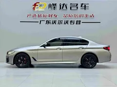 2022 BMW 5 Series 540i Fashion M Sport Package — фото 2