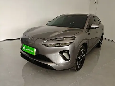 2025 BYD DM-i 205 Plus