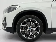 2022 BMW X1 sDrive20Li, белый — фото 24