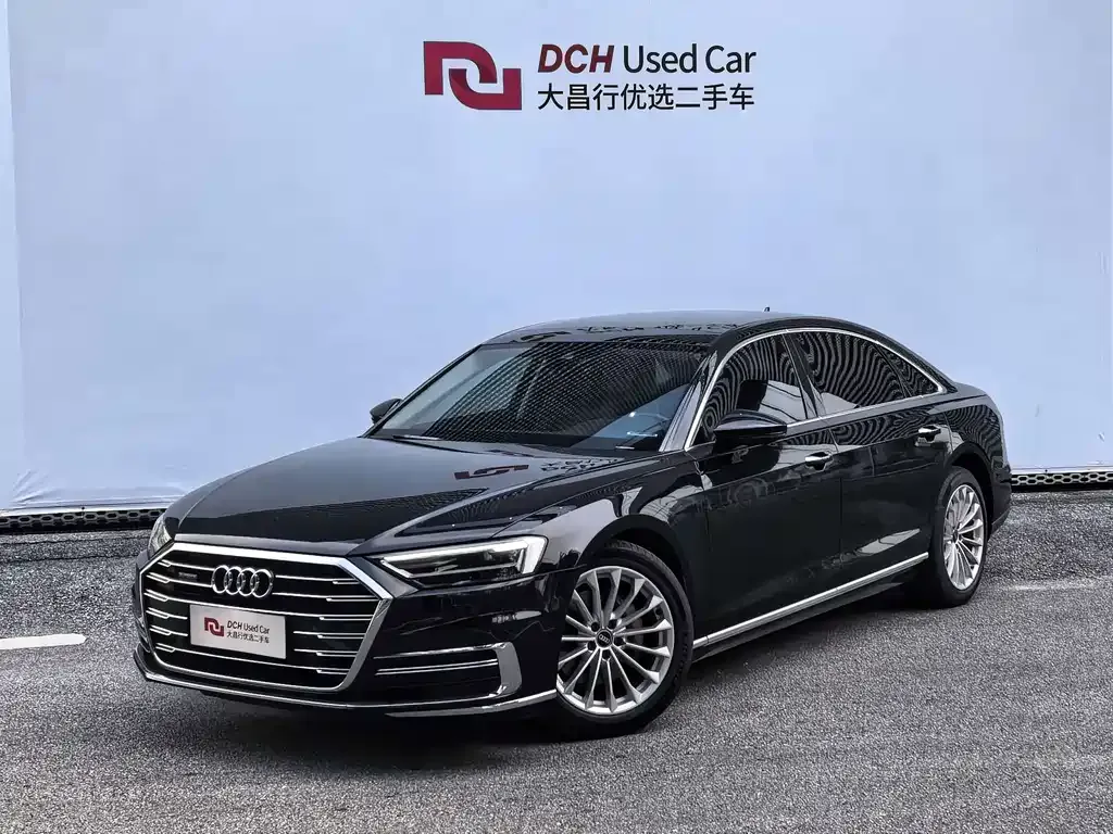 2022 Audi A8L 50 TFSI quattro Comfort Collector's Edition
